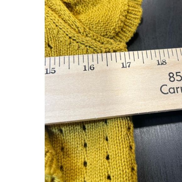 Who What Wear Flutter Sweater, Sleeveless, Rear Button, Yellow, size Large - Picture 8 of 12